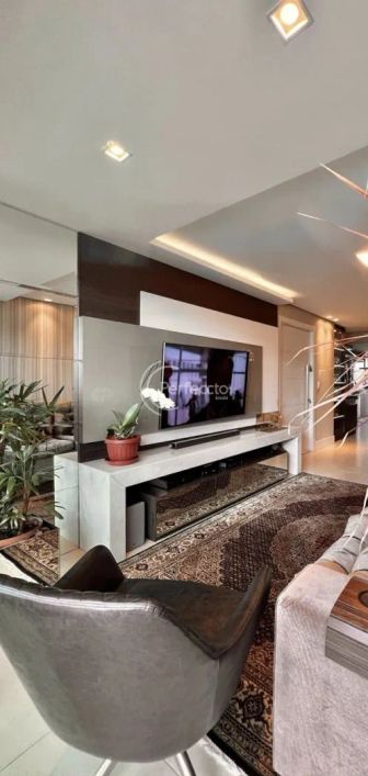 Apartamento Semimobiliado em andar alto São 112,65m² privativos &amp;amp;#10004;3 dormitórios, sendo 1 s