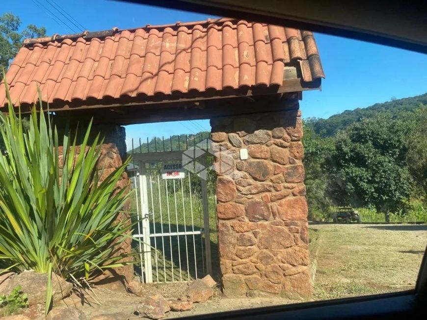 Terreno 1540m2 localizado na linha 40.