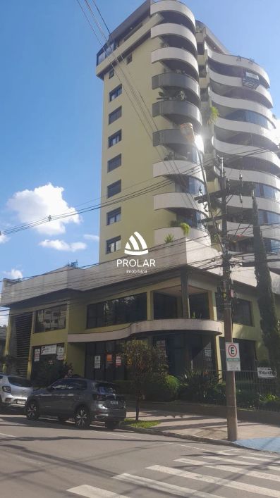 Aluguel : loja com 365m² com 3 vagas de garagem .