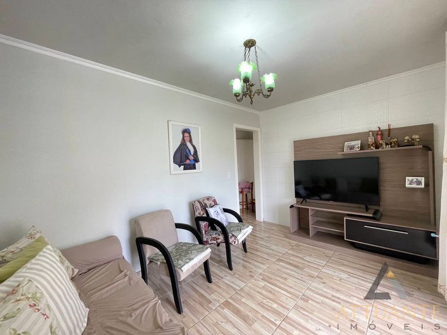 Casa com piscina - Bairro Bela Vista
