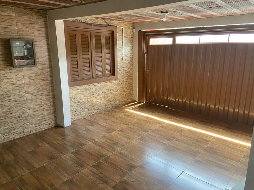Casa a venda de 105m² e terreno de 480m²