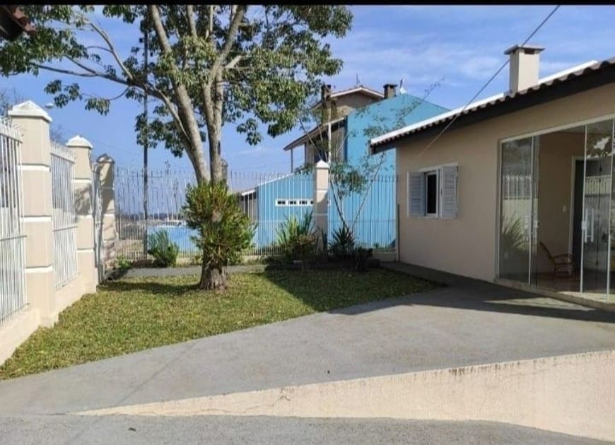 Venda de Casa em Caxias do Sul-RS, bairro Santa Fé