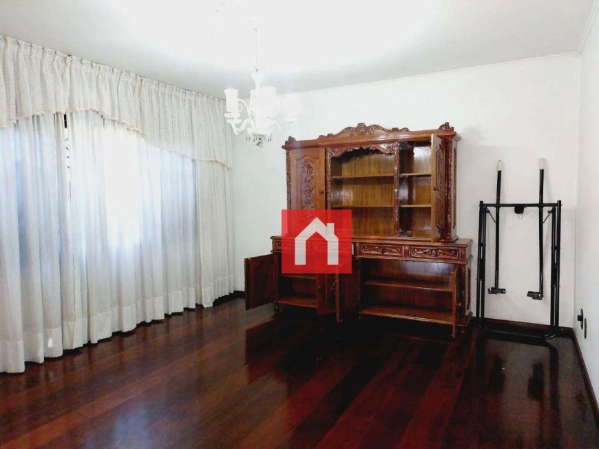 Casa com 3 dormitórios à venda, 249 m² por R$ 850.000,00 - Floresta - Caxias do Sul/RS
