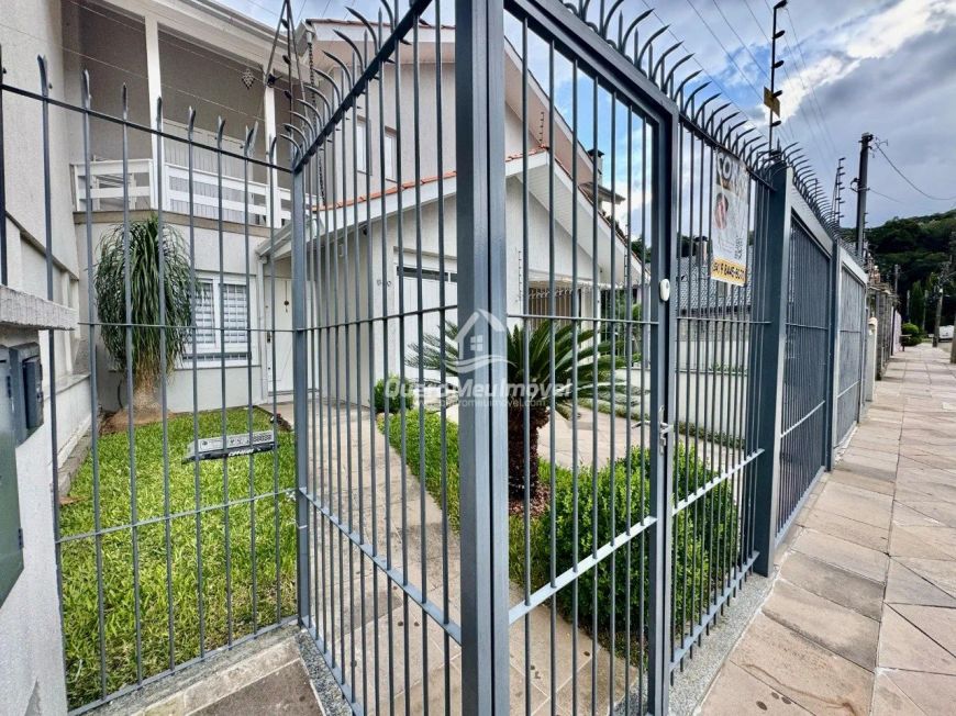 Casa semimobiliada à venda no Vinhedos