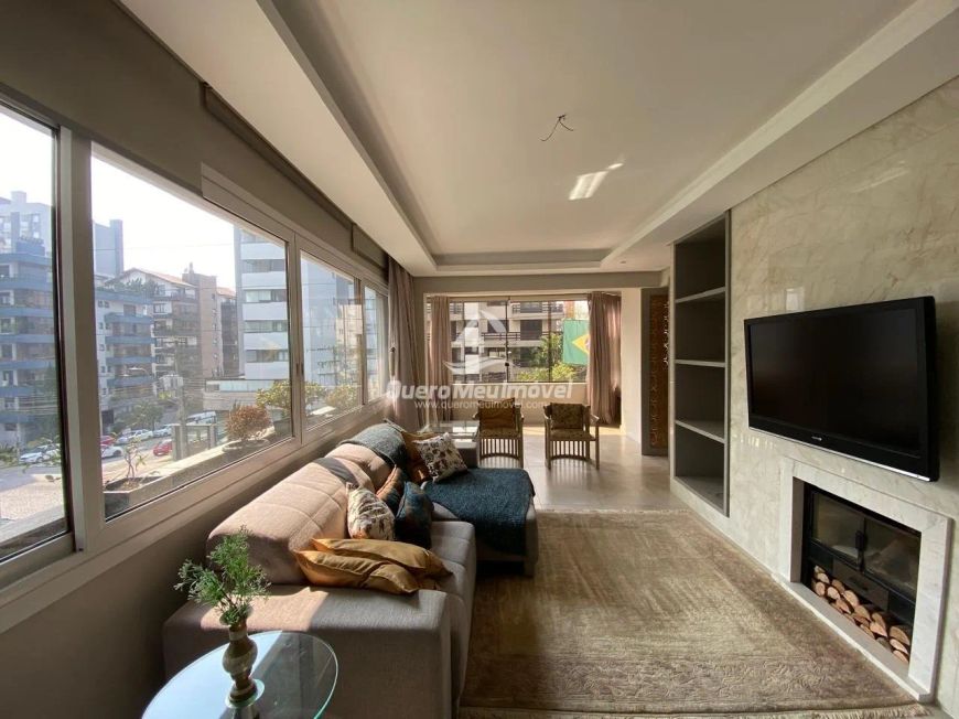 Apartamento mobiliado e decorado no Exposição
