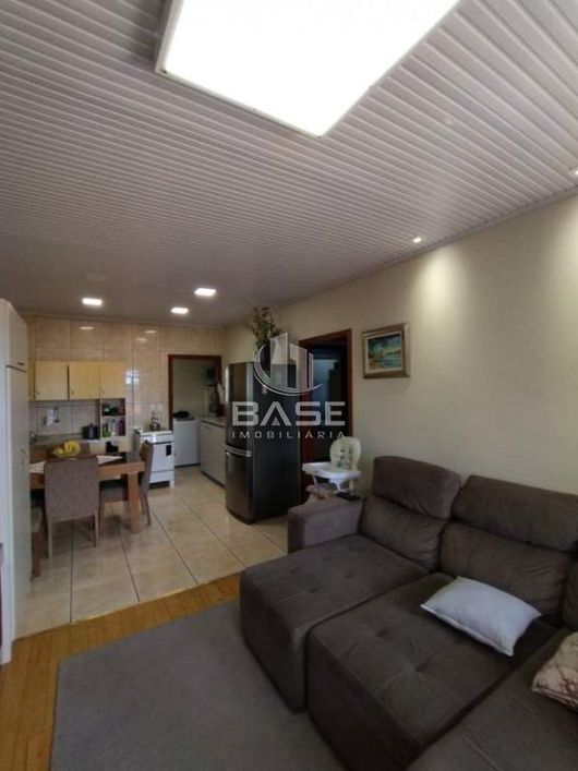 Imóvel localizado no bairro Desvio Rizzo, casa com 2 moradias e o terreno conta com 360,00m² sendo n