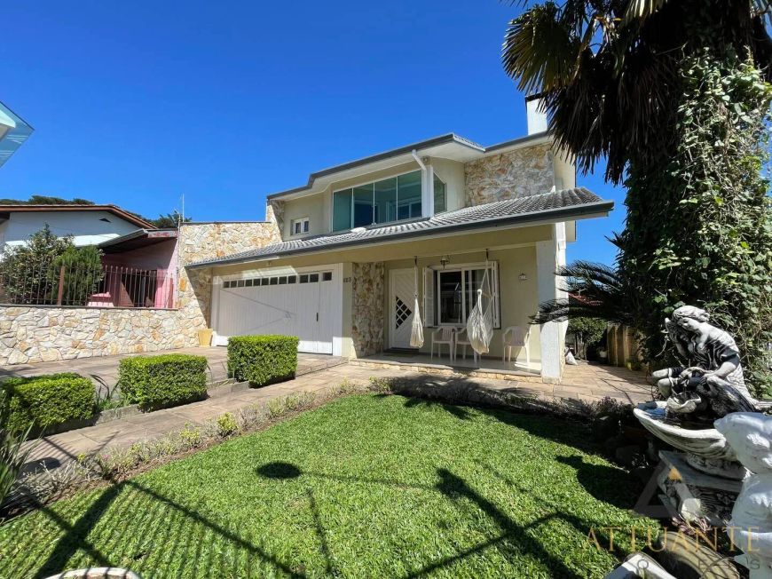 Casa alto padrão - Bairro Desvio Rizzo