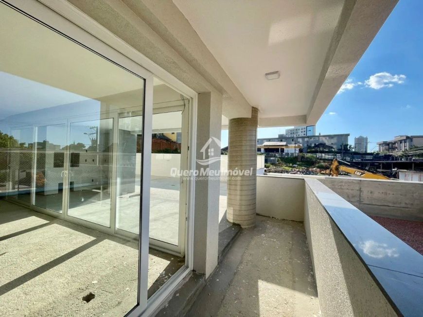 Apartamento com com terraço