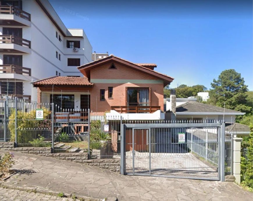 CAXIAS DO SUL - Casa Padrão - BELA VISTA