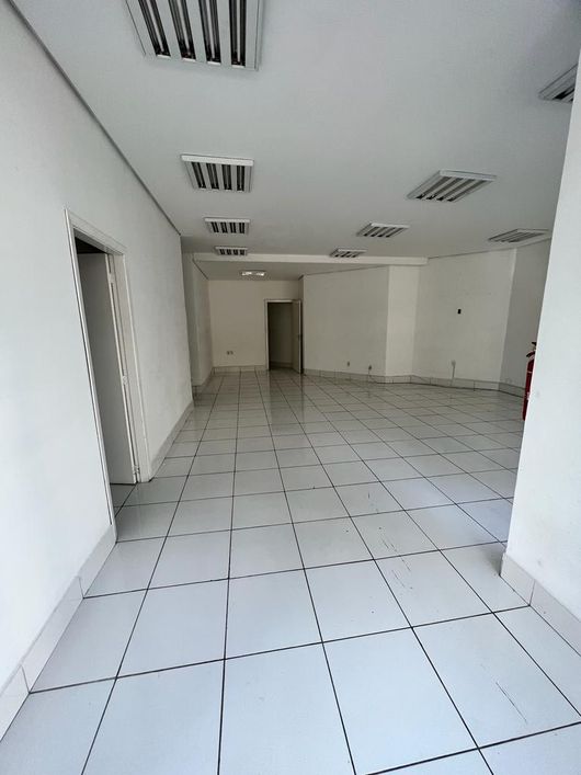 BENTOALVES.com.br aluga loja supercentral, c/ 123m2 - Centro - Caxias do Sul - RS
