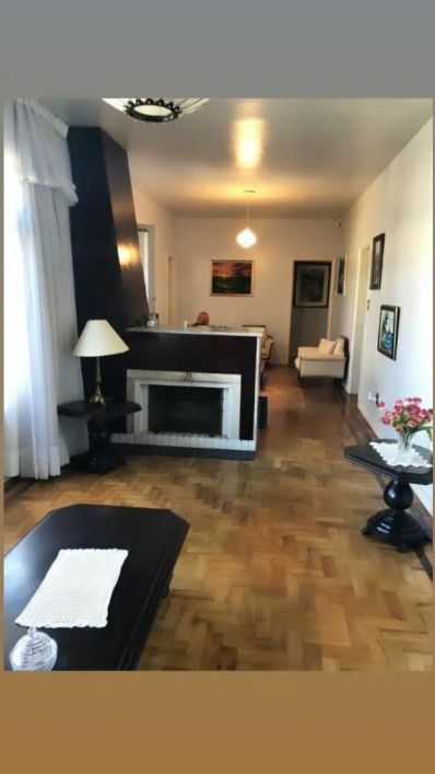 Casa em Rua Ambrósio Leonardelli - Cinqüentenário - Caxias do Sul/RS