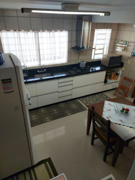 Casa com 3 dormitórios no Santa Lúcia