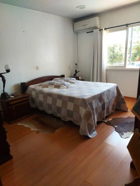 Casa com 3 dormitórios no Santa Lúcia