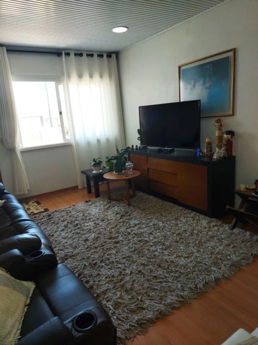 Casa com 3 dormitórios no Santa Lúcia
