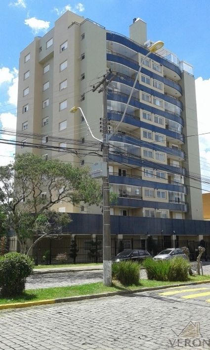 Venda de cobertura semimobiliada em Caxias do Sul, bairro Jardim América
