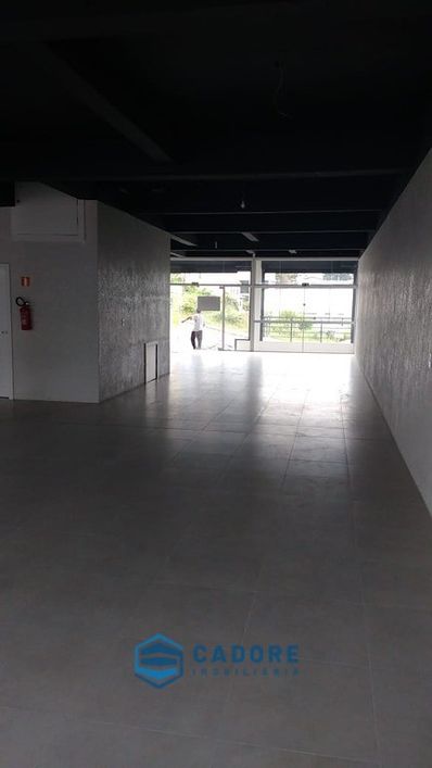 Sala Térrea Bairro Cidade Nova com 198 m²
