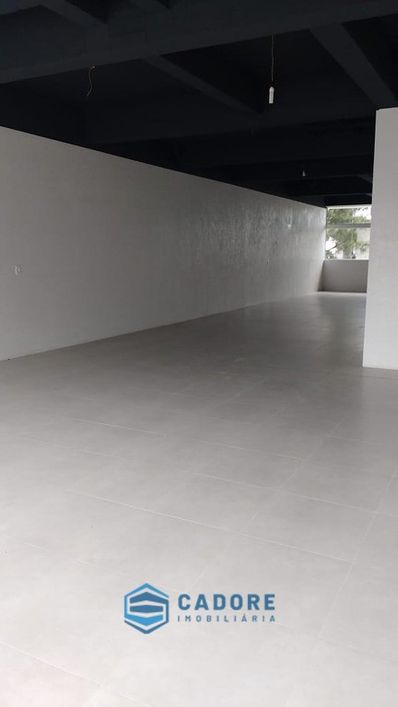 Sala Térrea Bairro Cidade Nova com 198 m²