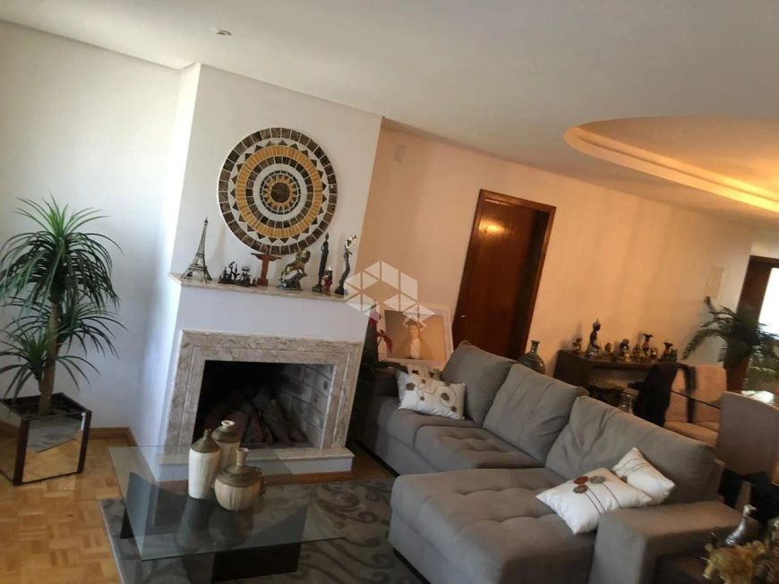 Maravilhosa casa com 4 dormitorios/quartos e 3 vagas no bairro Sagrada Familia