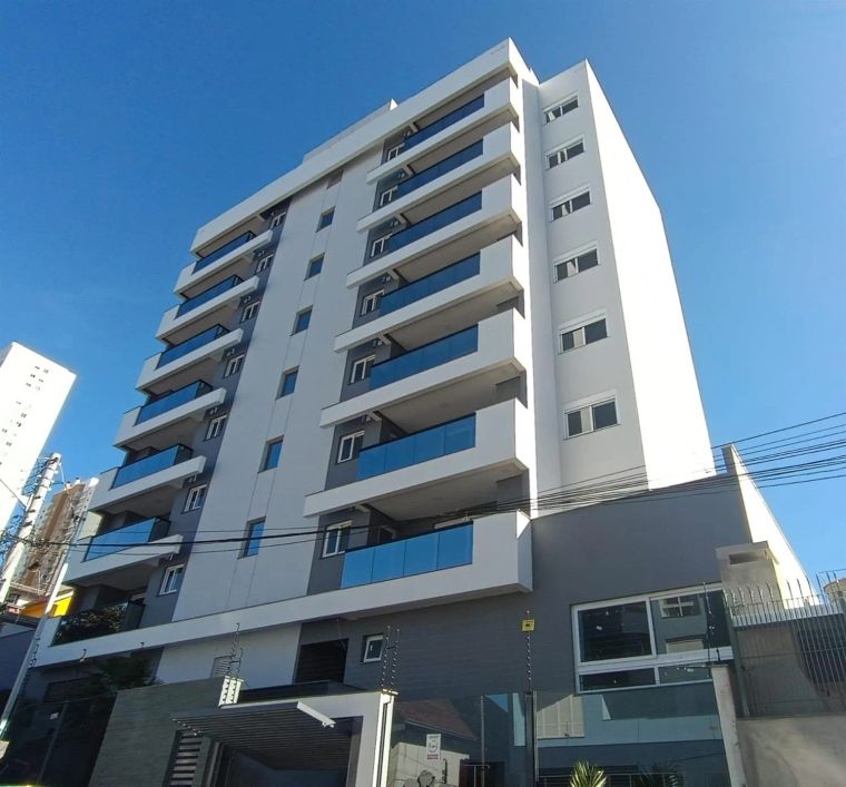 Excelentes apartamentos com 03 dormitórios (sendo 01 suíte), sala para 02 ambientes, ampla sacada go