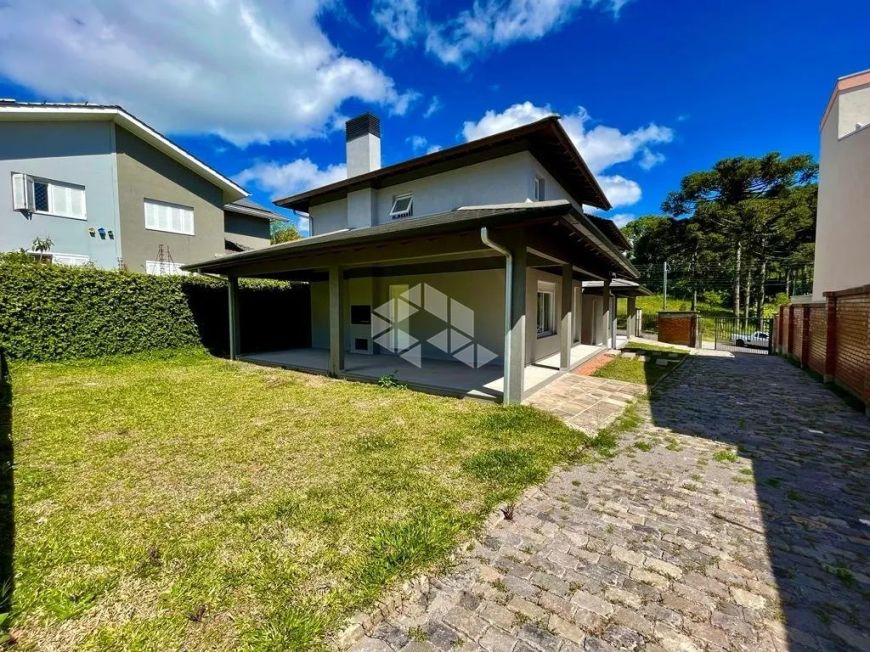 Casa de Condomínio em Bela Vista