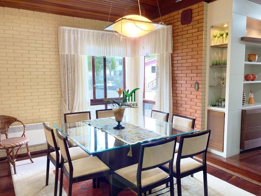 Ótima Casa no Petrópolis