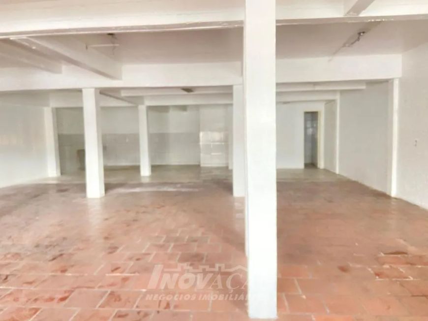 Sala Térrea / Loja comercial Santa Lúcia Caxias do Sul