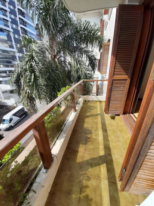 Apartamento no bairro Panazzolo