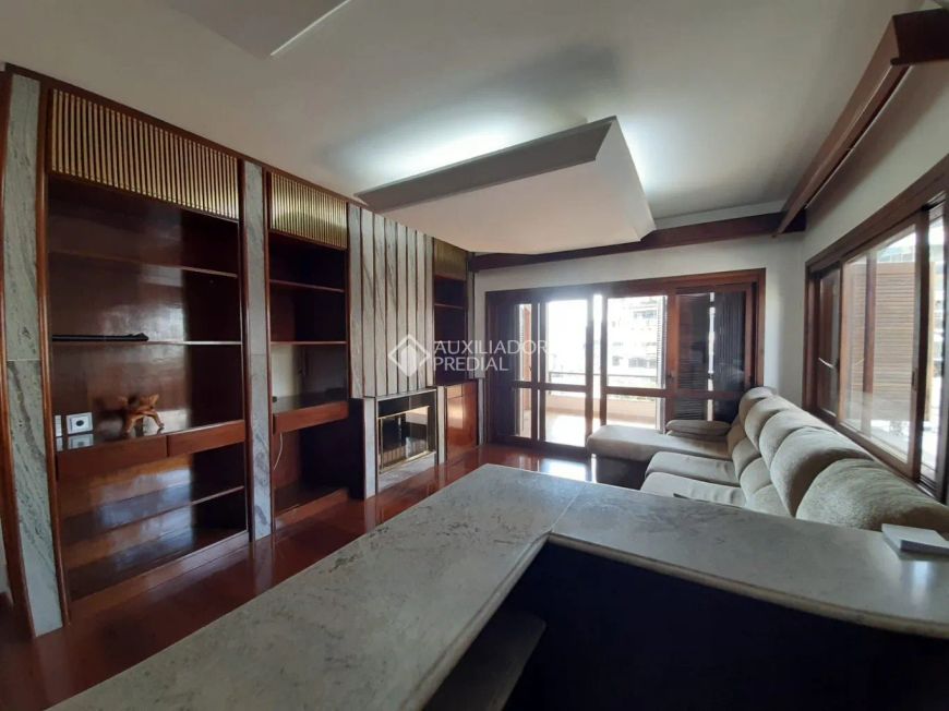 Apartamento no bairro Panazzolo