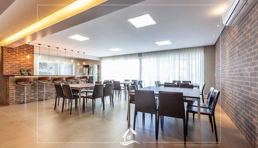 Apartamento com 3 suítes no Exposição