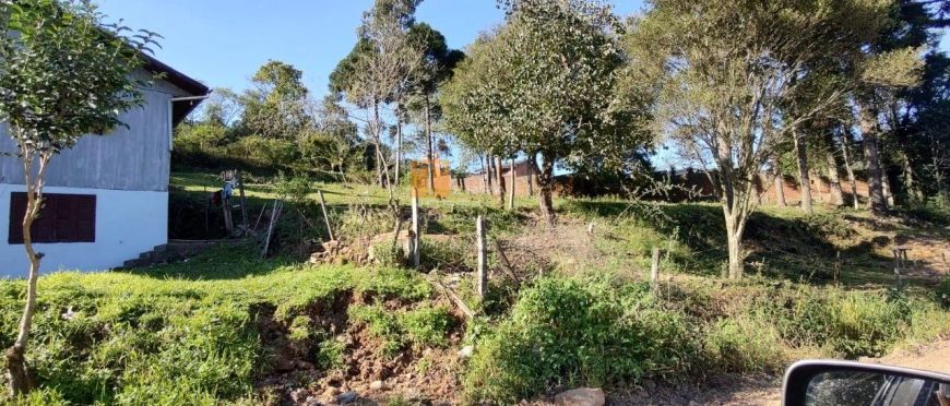 Terreno 2.048,80m² no á venda bairro Galópolis , em Caxias do sul- RS