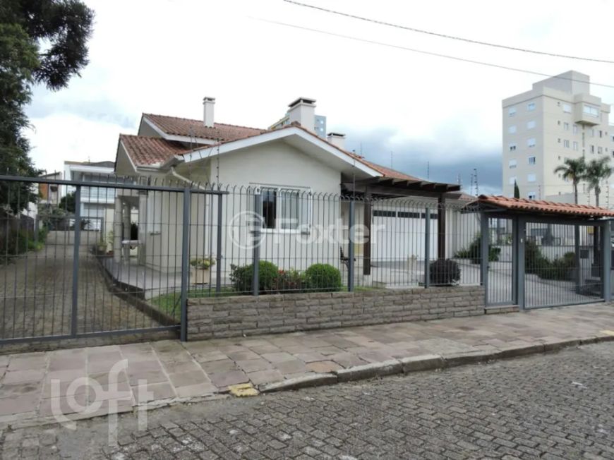 Casa à venda Rua João Andreazza, Petrópolis - Caxias do Sul