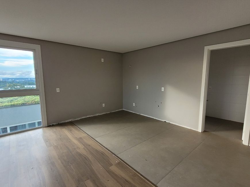 Venda de Apartamento em Caxias do Sul-RS, bairro Sanvitto