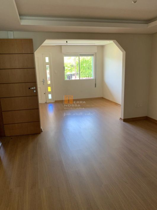 Casa 03 dormitórios, São Caetano, Caxias do Sul- RS
