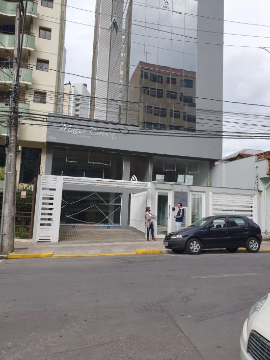 Lojas/Térreas com Bairro SAO PELEGRINO