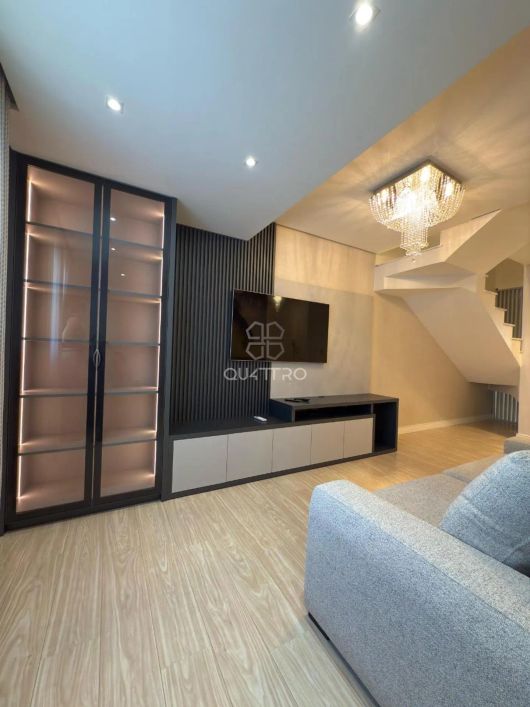 Cobetura dúplex em ótima localização no Villagio Iguatemi