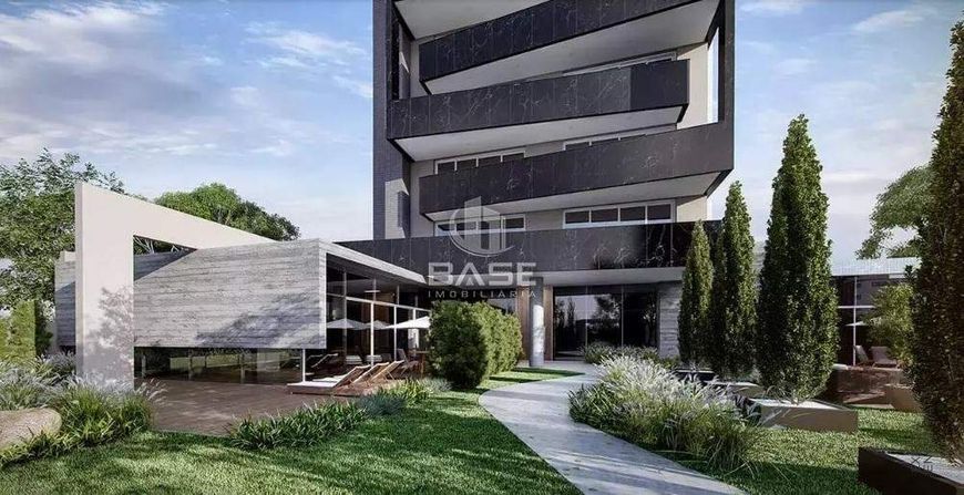 Apartamento com 04 suítes, sendo uma master com closet, sacada e banheira de hidromassagem, espera p