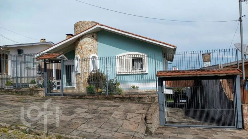 Casa à venda Rua Padre Aquilino Franceschet, Santa Catarina - Caxias do Sul
