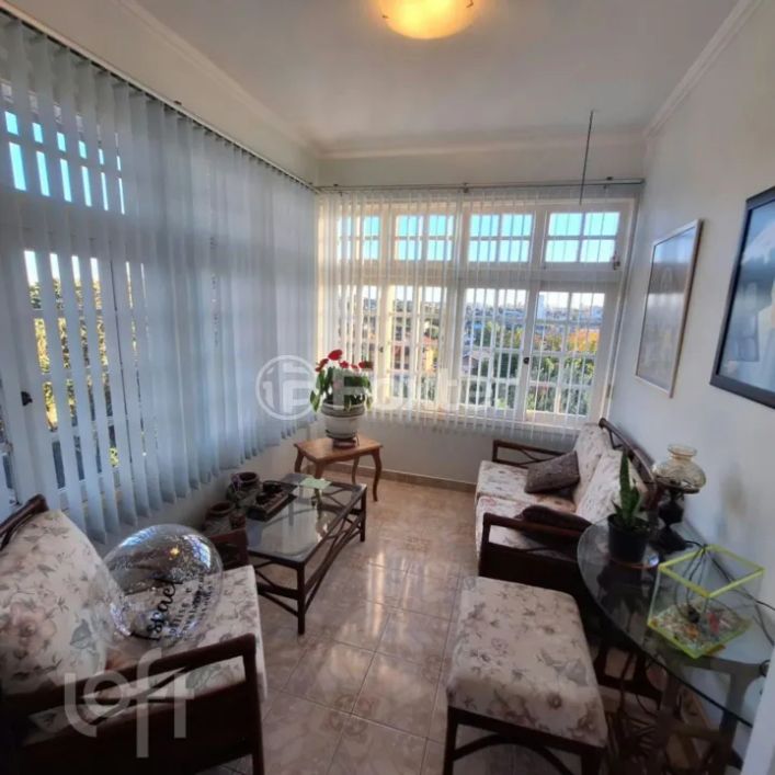 Casa à venda Rua Padre Aquilino Franceschet, Santa Catarina - Caxias do Sul