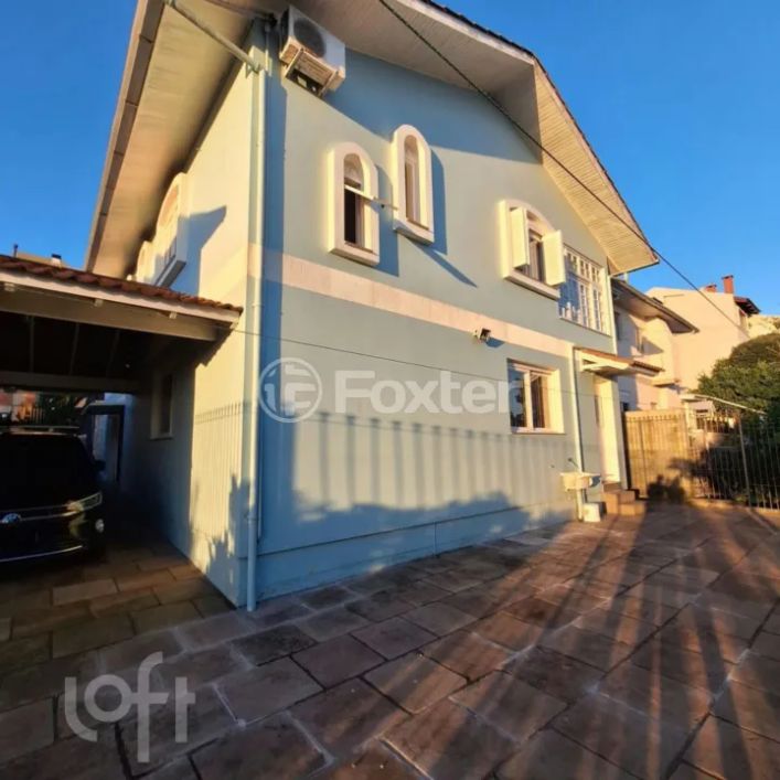 Casa à venda Rua Padre Aquilino Franceschet, Santa Catarina - Caxias do Sul