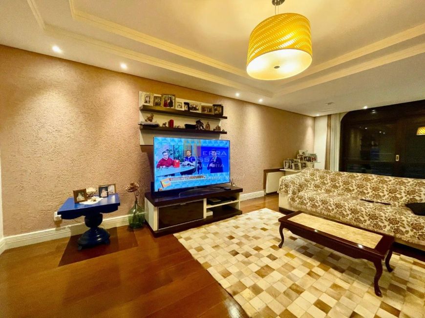 Apartamento com terraço à venda no Centro de Caxias do Sul - RS