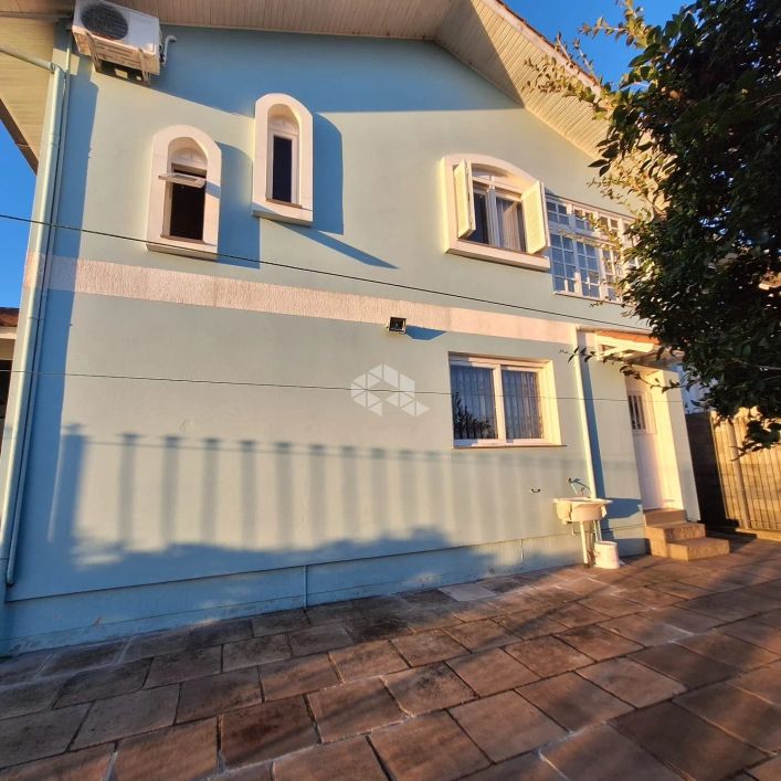 Casa em Colina Sorriso