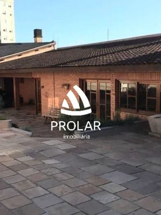 Casa comercial com 4 Dormitório(s) no Bairro NOSSA SENHORA DE LOURDES