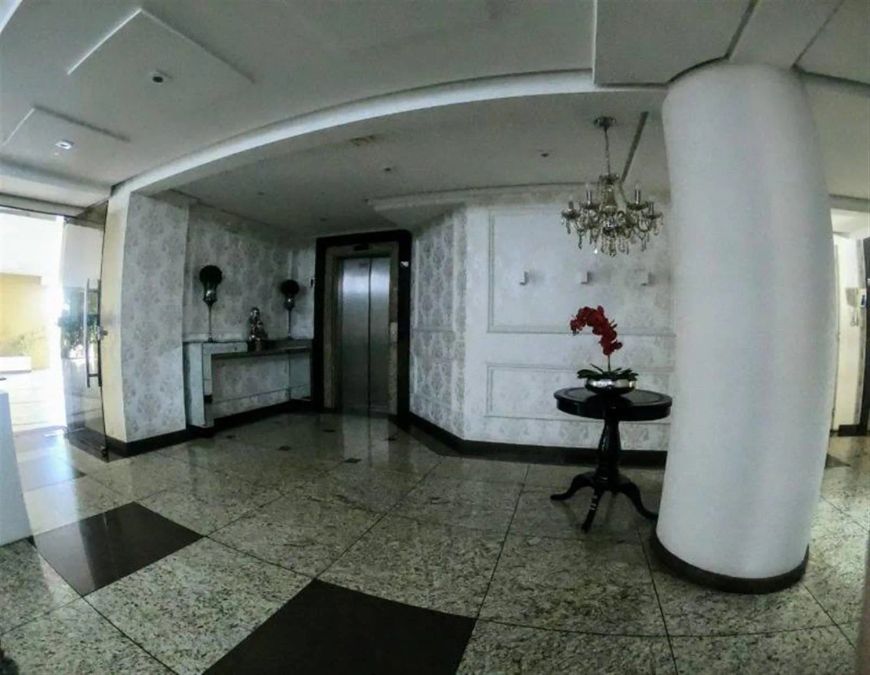 Excelente apartamento semimobiliado, com 03 suítes, ampla sala de estar para 02 ambientes com sacada