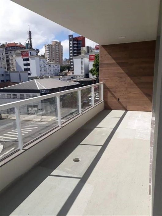 Excelente empreendimento com apenas 01 apartamento por andar! Cobertura duplex com 03 dormitórios (s