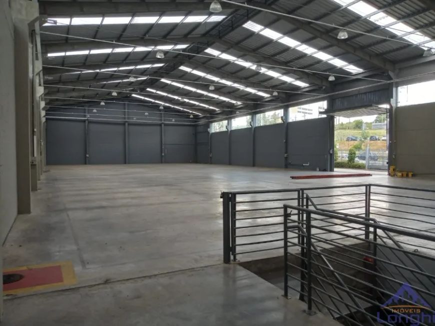 PAVILHÃO COMERCIAL