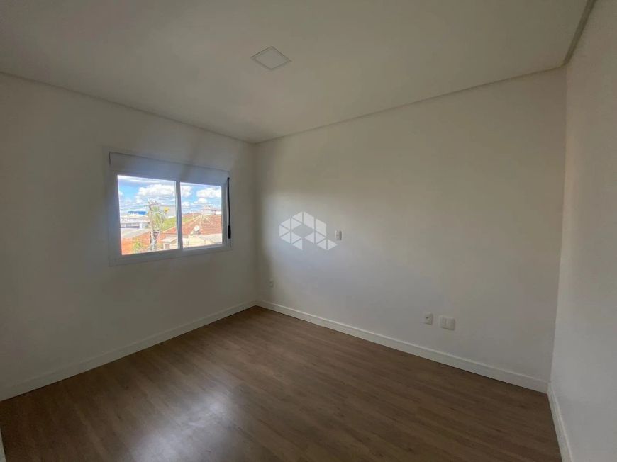 Apartamento em Desvio Rizzo