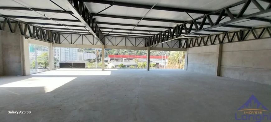 SALA AÉREA COMERCIAL