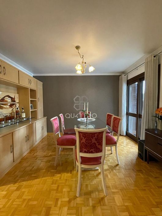 Apartamento com excelente localização e posição solar
