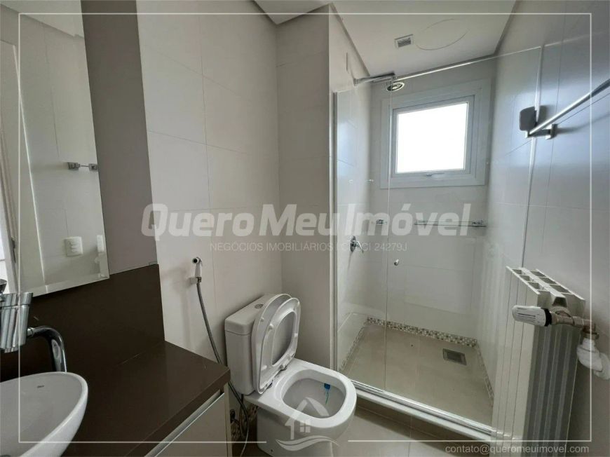 Apartamento com 3 suítes em Lourdes