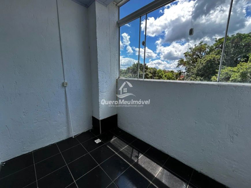 Sobrado triplex no bairro São Vitor Cohab